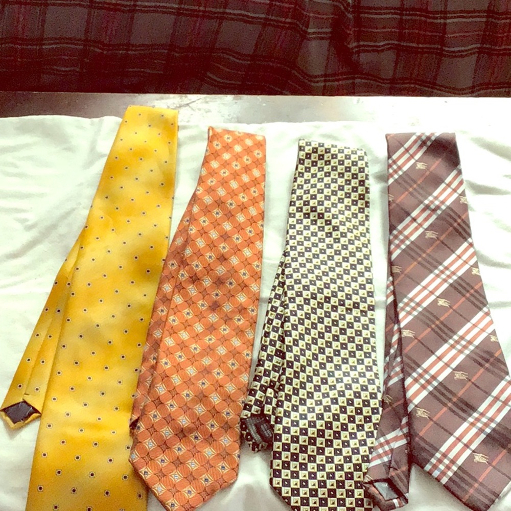 Men’s assorted ties